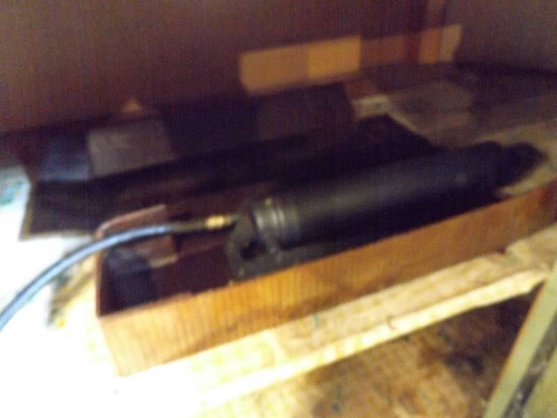 lot 134 image: Grease Guns