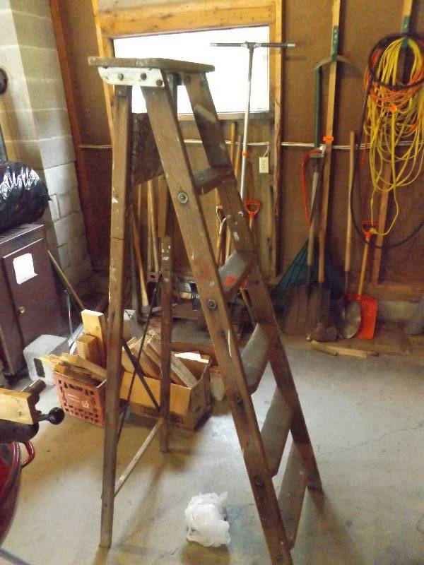 lot 161 image: Ladder