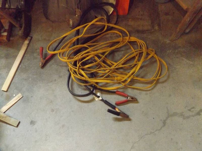 lot 162 image: Extension cord and jumper cables