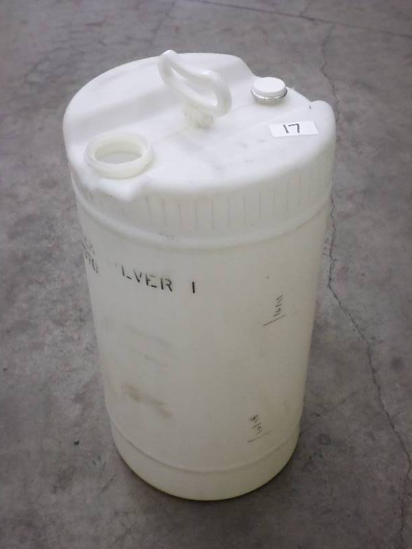 lot 17 image: (1) 20-Gallon Plastic Barrel With C...