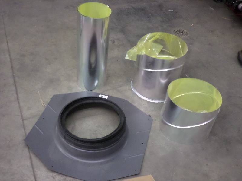 lot 32 image: Lot Of Sheet Metal Duct, Roof Duct ...