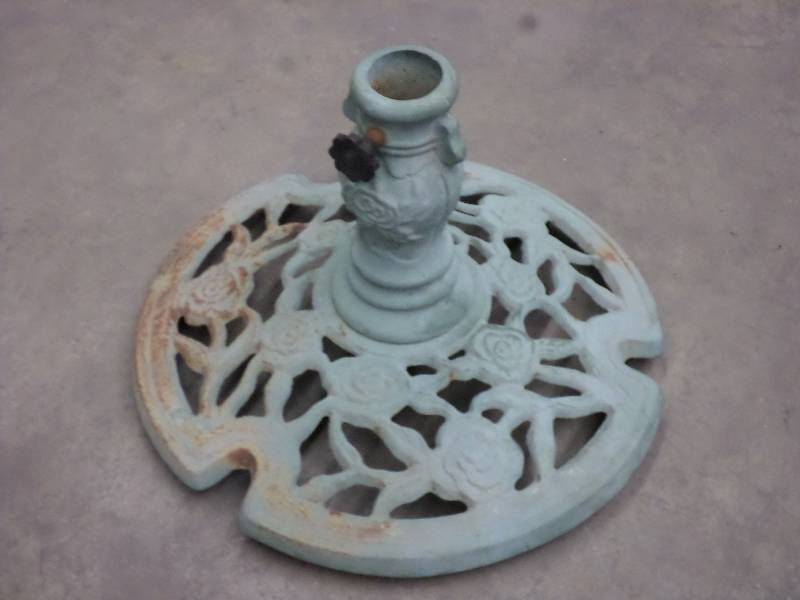 lot 42 image: Cast Iron Umbrella Stand ...