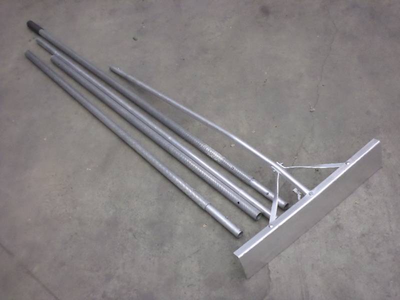 lot 49 image: Aluminum Roof Snow Shovel With (4) ...