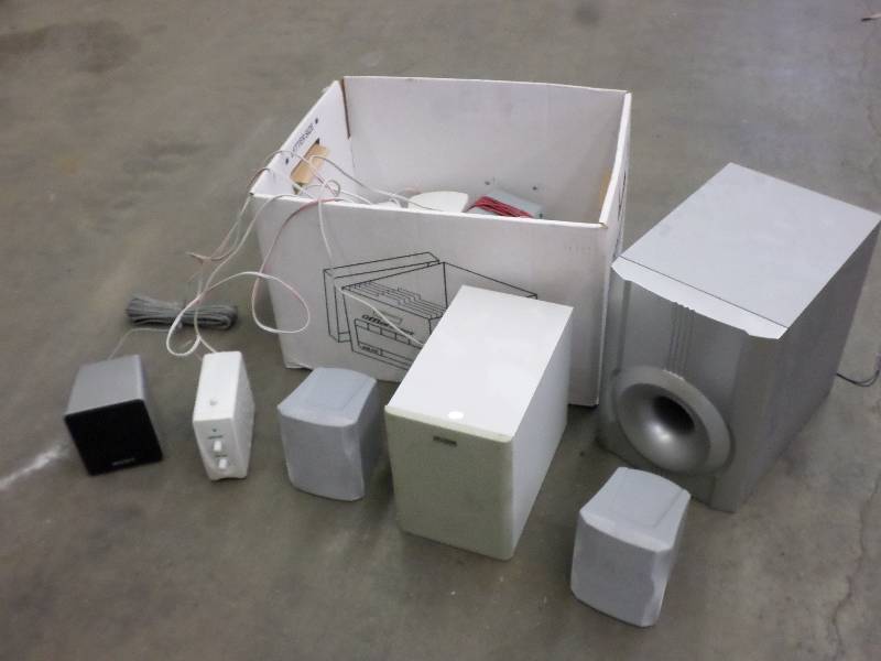lot 86 image: Box Of Misc ComputerStereo Speaker...