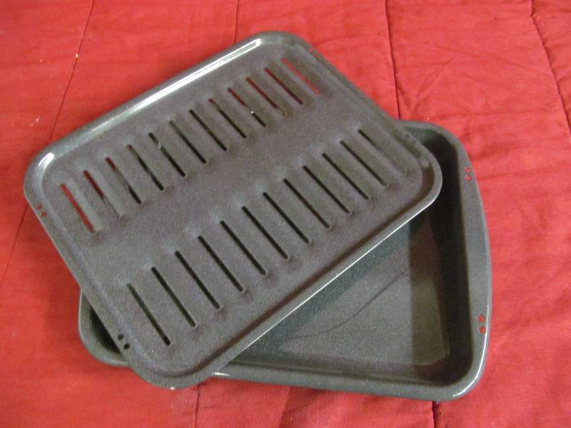 Broiling pan
