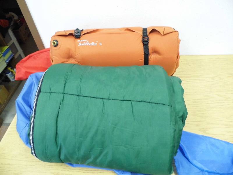 lot 31 image: Insulated Mat & Sleeping Bag