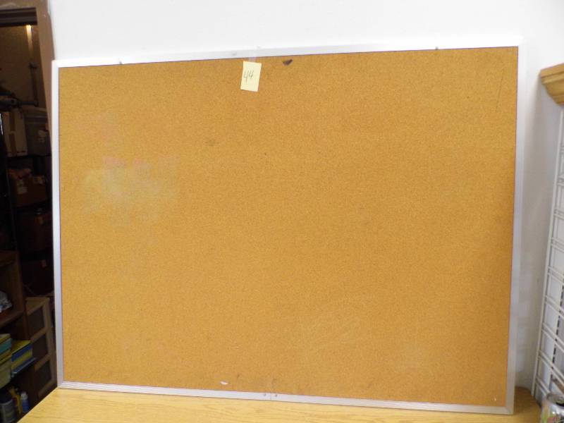 lot 44 image: Bulliten Board