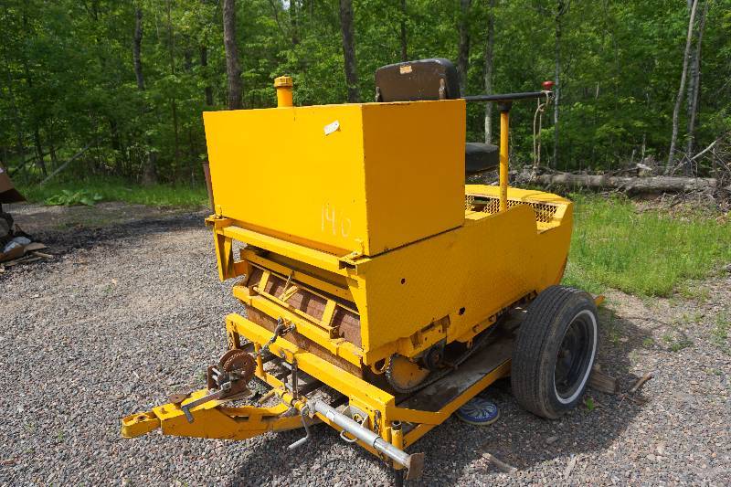 Commercial Ride On Black Top Construction RollerPacker