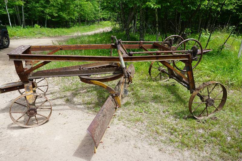 Steel Pull Behind Ride On Road Grader