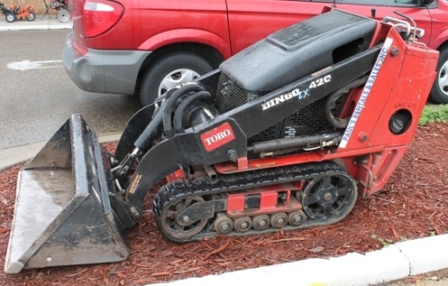 Toro dingo loader