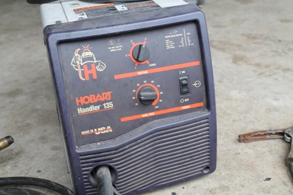Welder wire feed