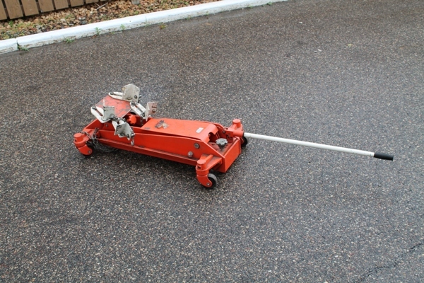 Transmission Jack 2000 pound