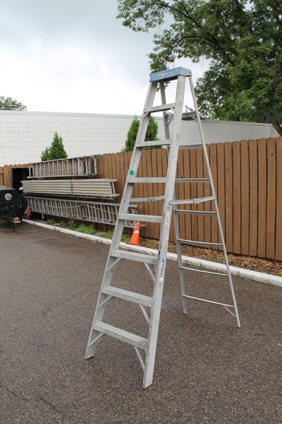 Ladder 8 foot