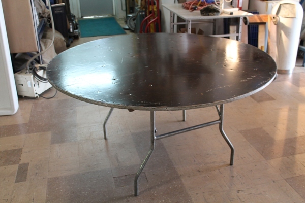 Round Folding Table 5 foot