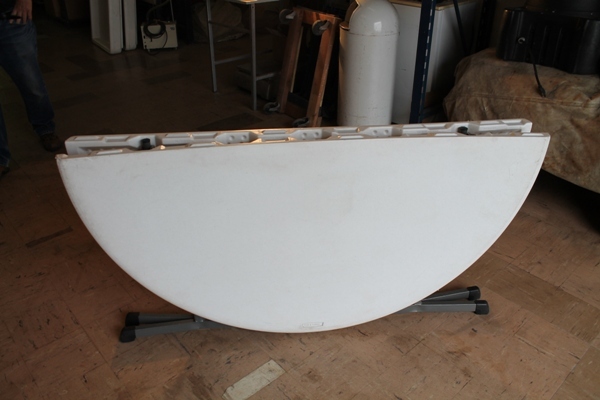 Round Folding Table