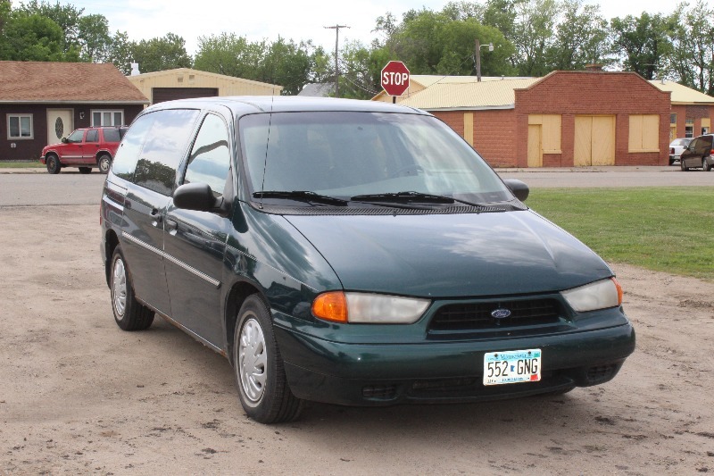 1998 Ford Windstar GL