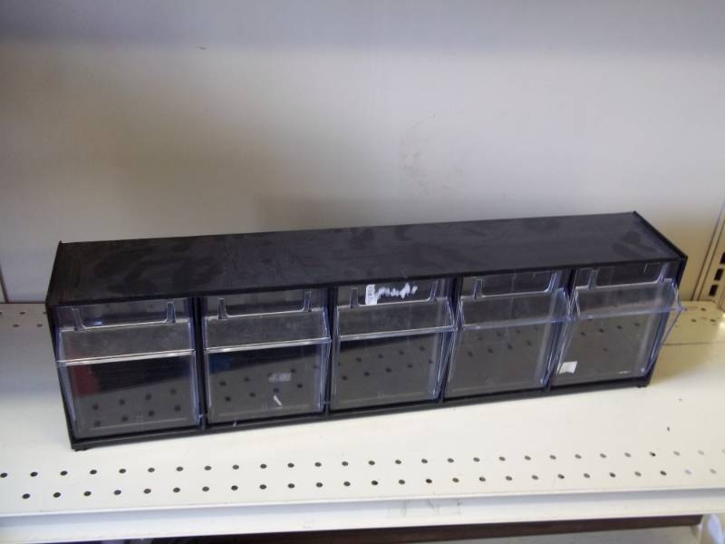 lot 14 image: Plastic parts bins 23.5 x 6.5 x 4