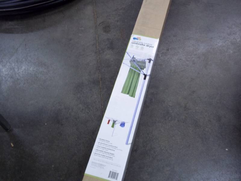 lot 22 image: New Adjustable outdoor umbrella dryer