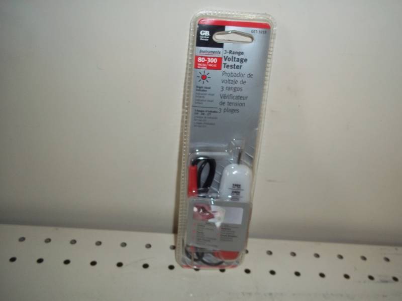 lot 41 image: New 3 Range Voltage Tester