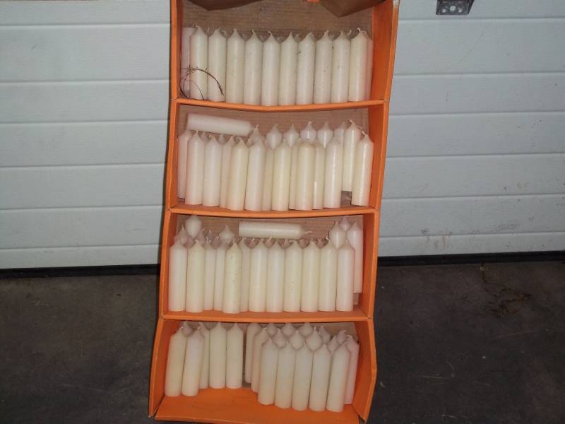 lot 57 image: New lot of candles