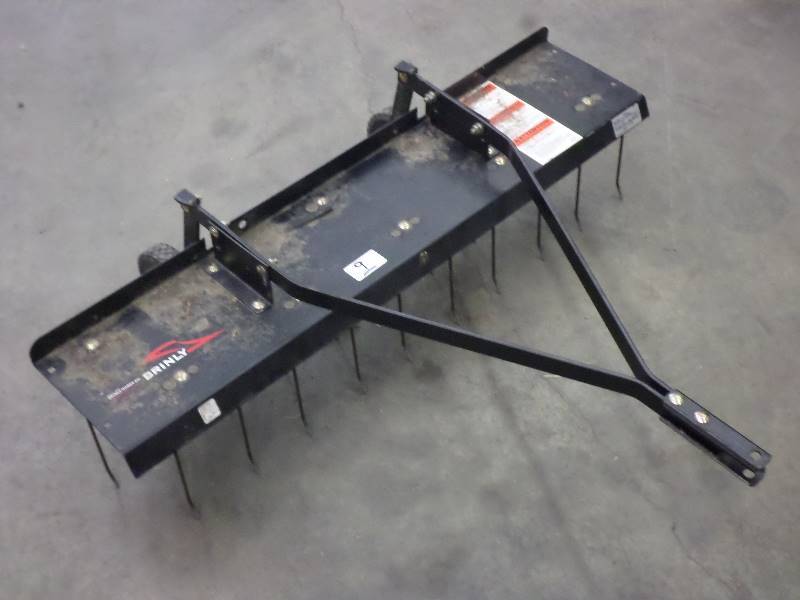 lot 9 image: Brinly 40 Towable Pin-Hitch Thatch...
