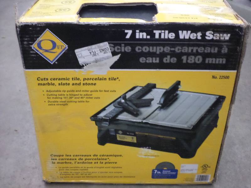 lot 19 image: Qep 7 Tile Wet Saw ...