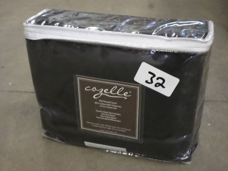 lot 32 image: New Cazelle 4-Piece Queen Black She...