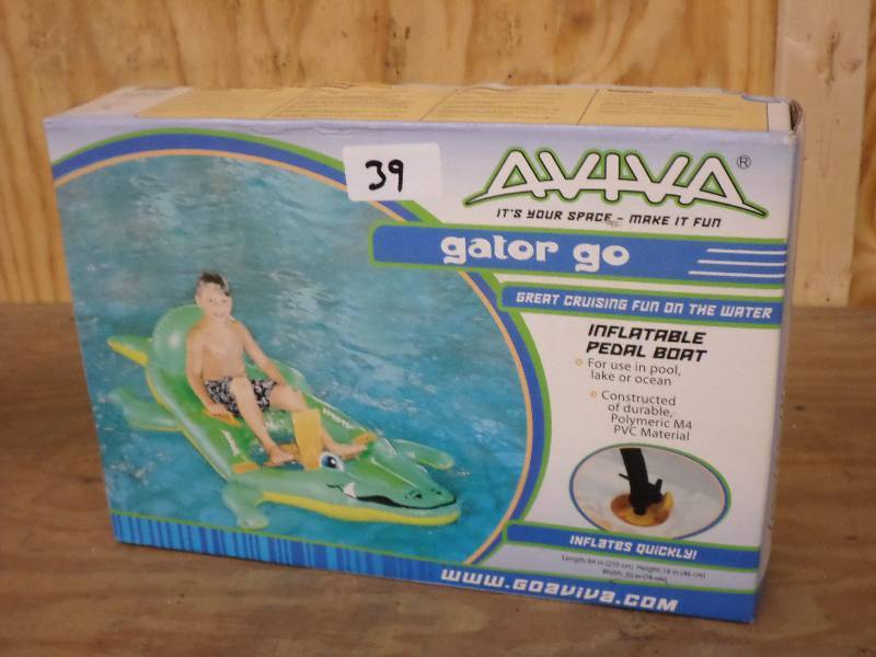 lot 39 image: New Aviva Gator-Go Inflatible Pedal...