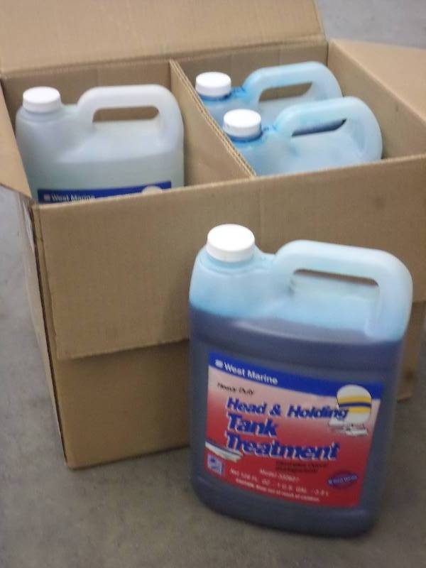 lot 44 image: 3.5-Gallons Of Heavy Duty Head & Ho...