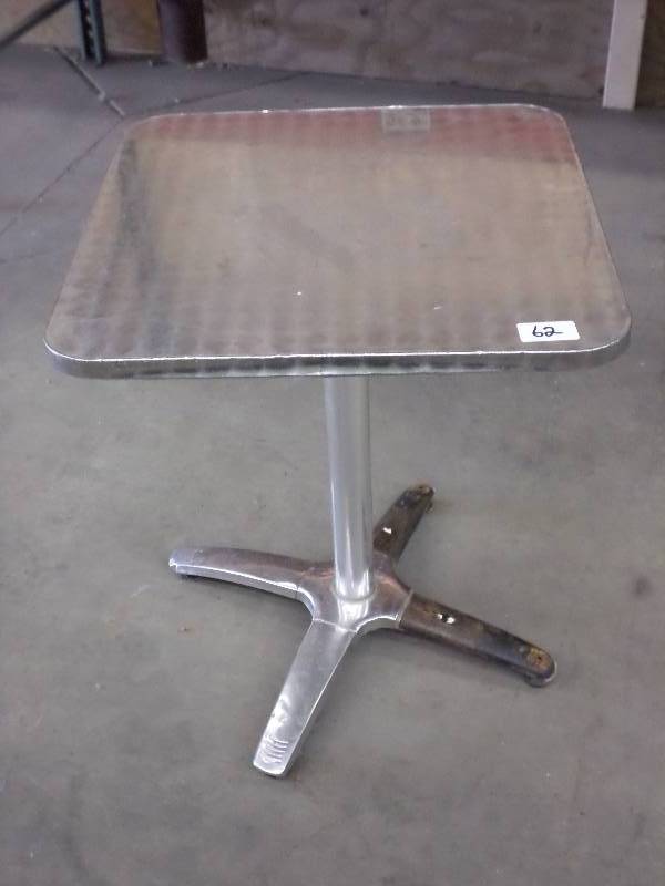 lot 62 image: Steel-Framed Aluminum-Sheeted 24x2...