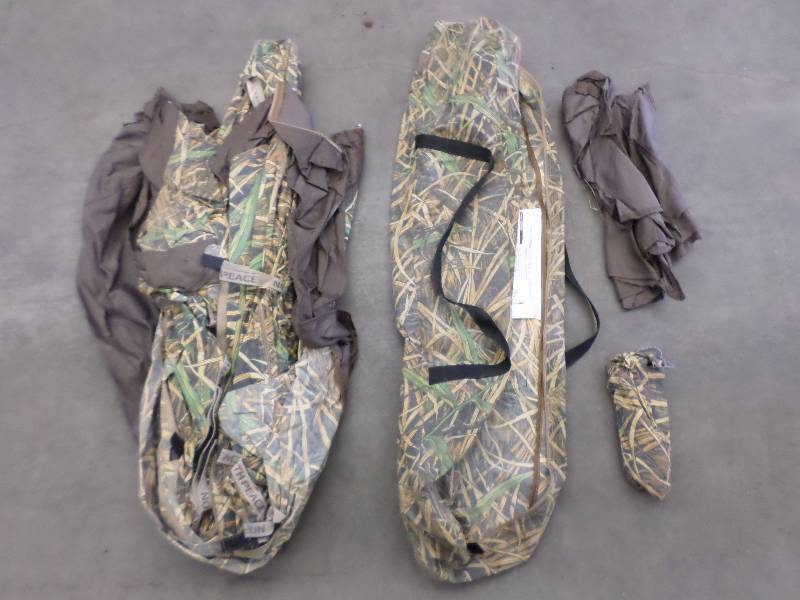 lot 92 image: North Peace Camoflauge Tent Set Com...