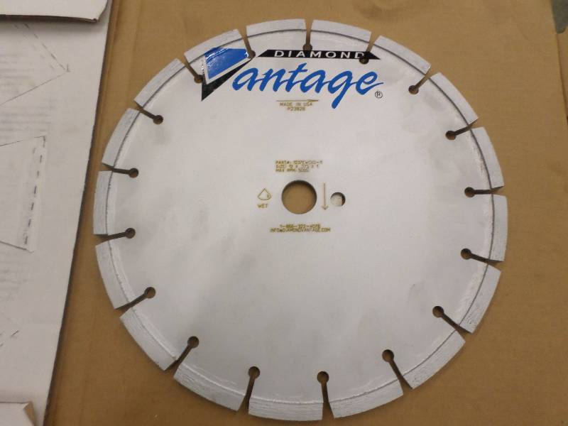 lot 99 image: Diamond Vantage 12 Saw Blade, Unus...