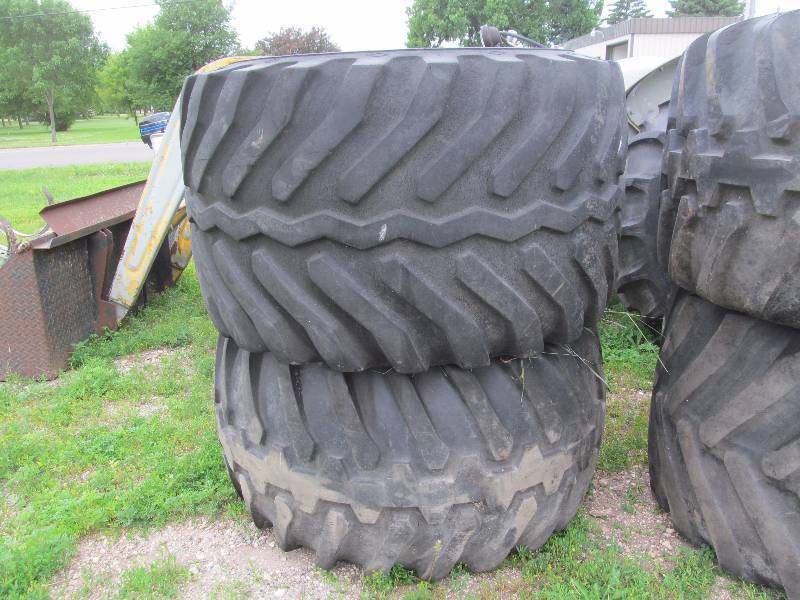 lot 179 image: Tires