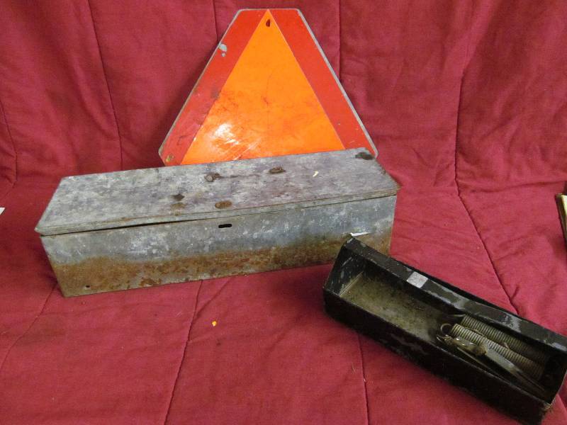 lot 190 image: Tool Chest