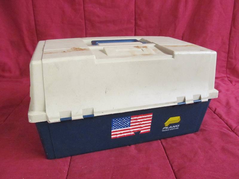 lot 195 image: Tackle Box
