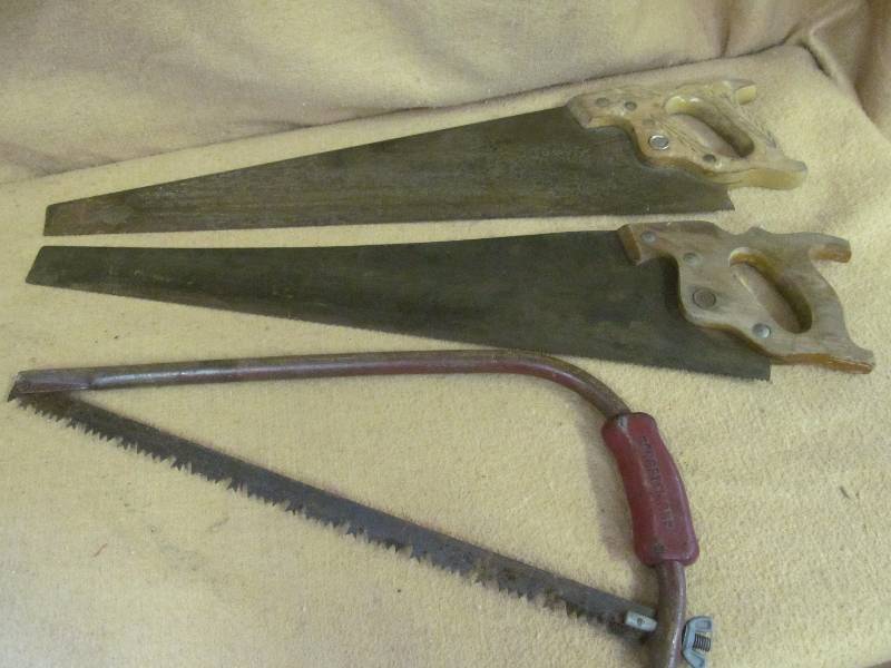 lot 4 image: Vintage Saws