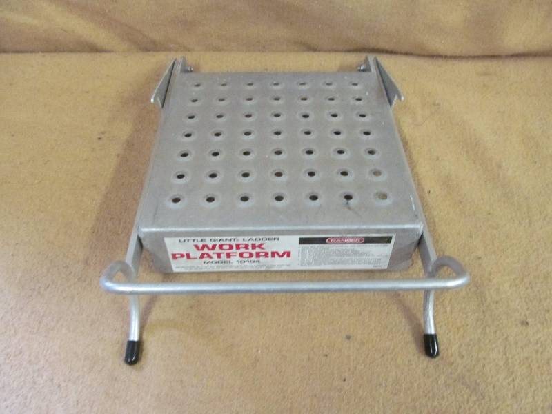 lot 12 image: Platform