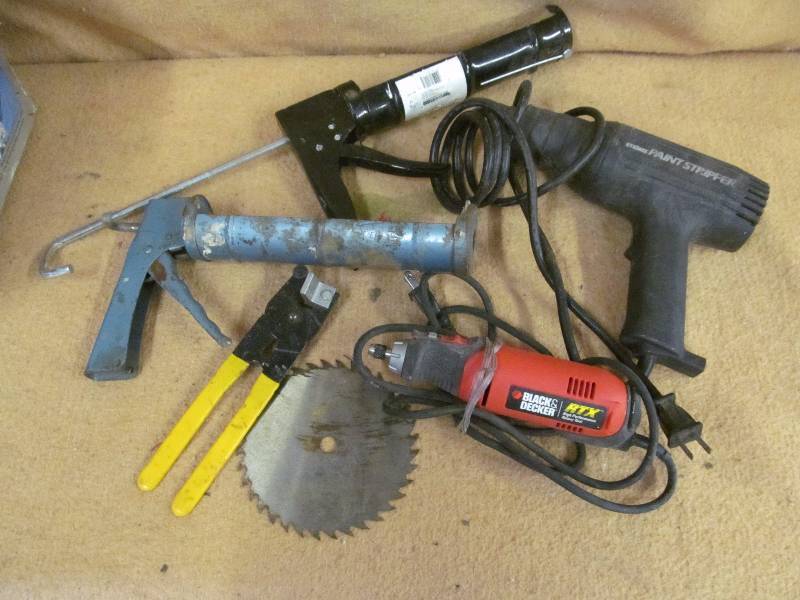 lot 16 image: Tools