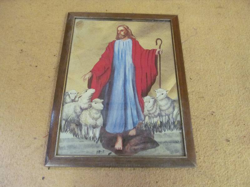 lot 28 image: Dcor