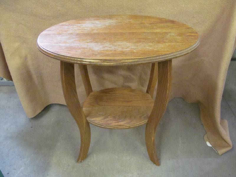 lot 30 image: End Table