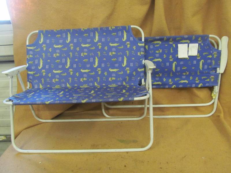 lot 52 image: Bench