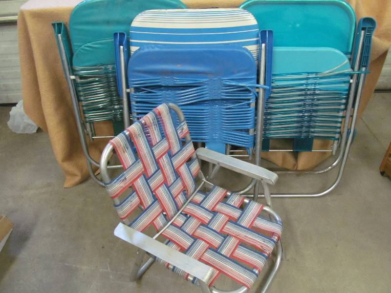 lot 54 image: Lawn Chairs