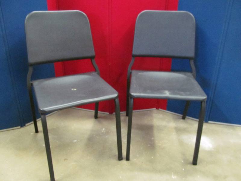 lot 80 image: Office Chairs
