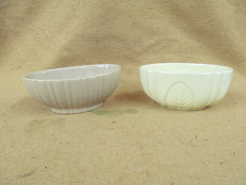 lot 86 image: Planters