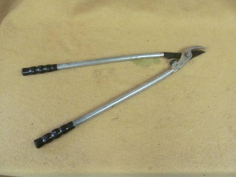 lot 91 image: Tools