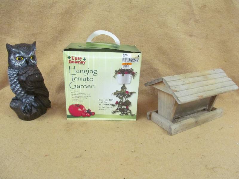 lot 97 image: Lawn & Garden