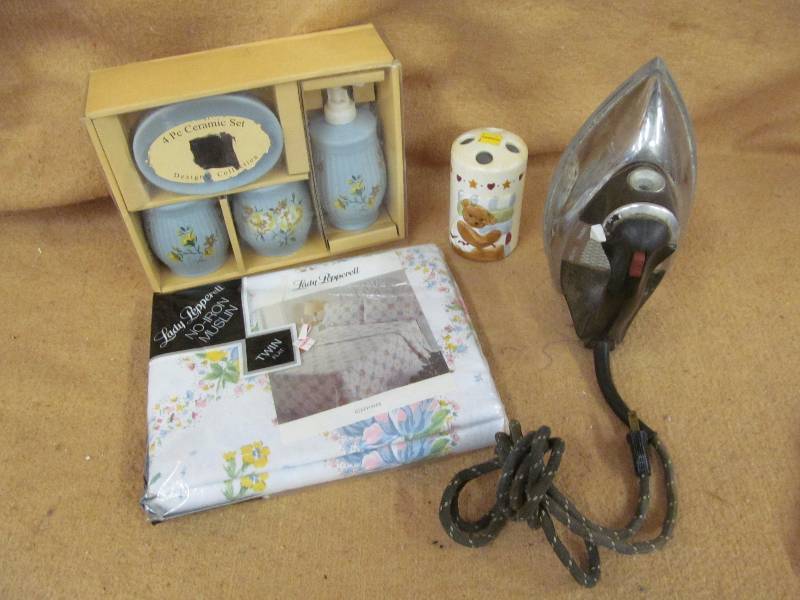 lot 141 image: Household