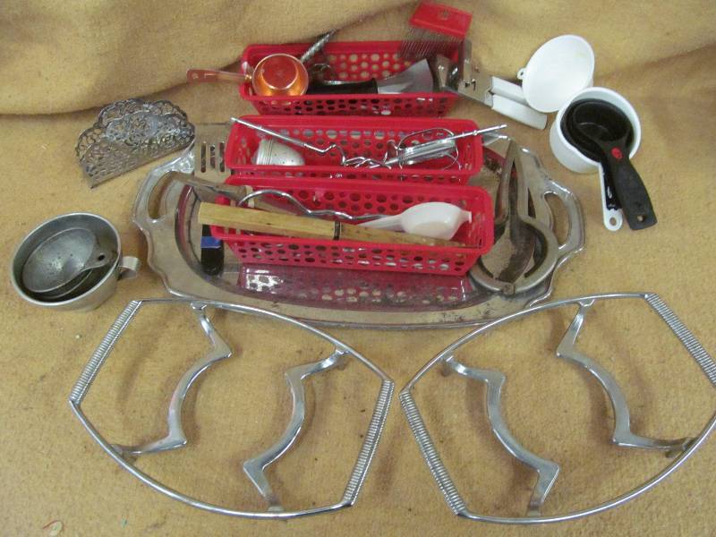 lot 149 image: Kitchen Supplies