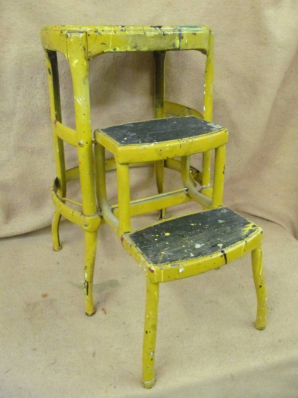 lot 163 image: Vintage Stool
