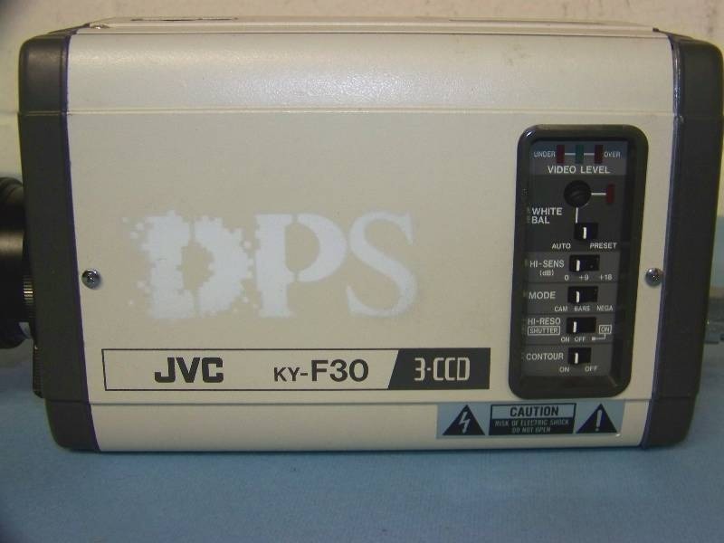 lot 35 image: JVC, 3-CCD, Color Video Camera